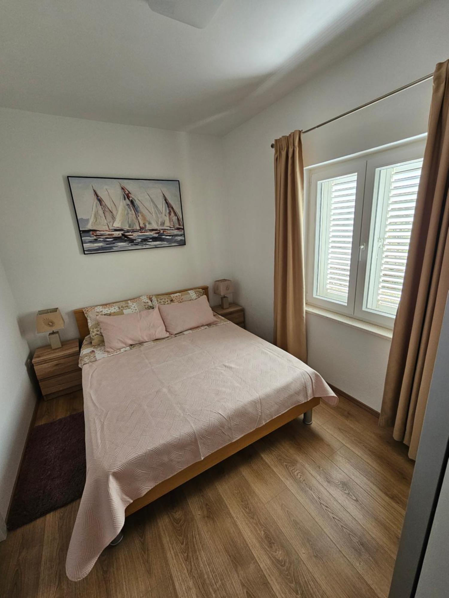 Apartments Grgic Трогир Екстериор снимка
