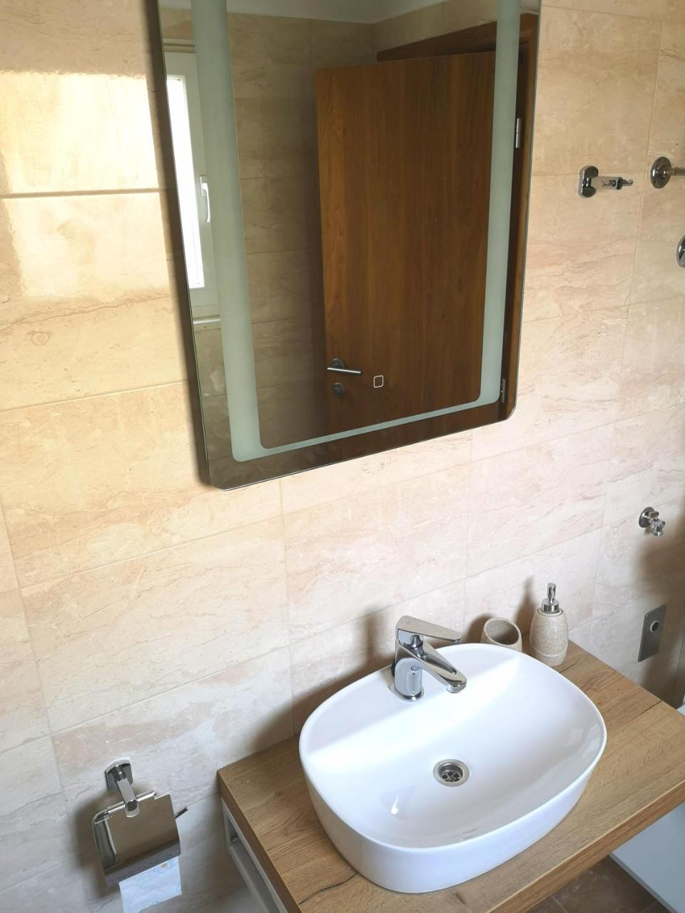 Apartments Grgic Трогир Екстериор снимка